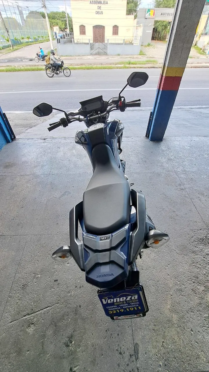 HONDA BROS 160 CBS POR CIMA
